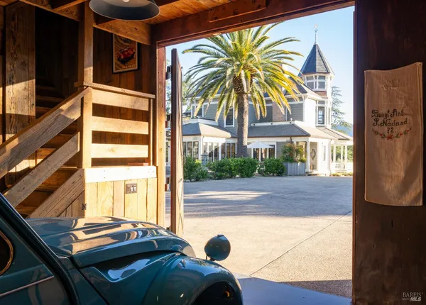 $12,000,000 | 400 Meadowood Lane, St. Helena, CA 94574