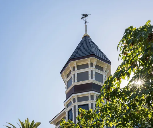 $12,000,000 | 400 Meadowood Lane, St. Helena, CA 94574