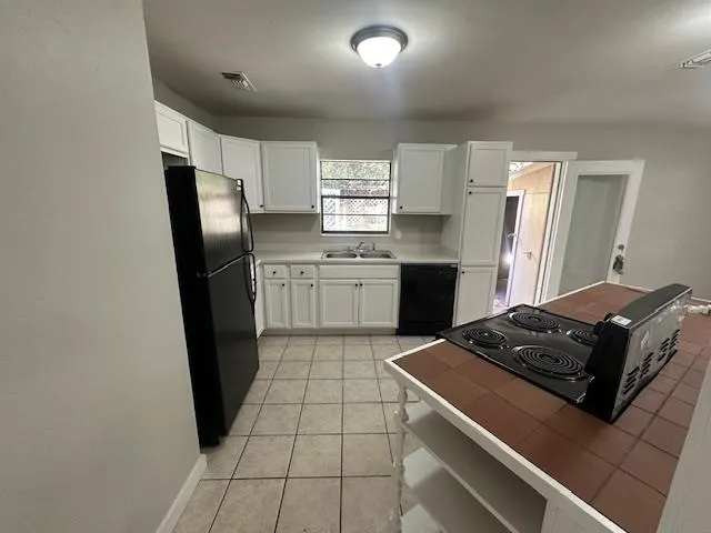 $1,225 | 1441 Liberty Avenue, Tallahassee, FL 32310