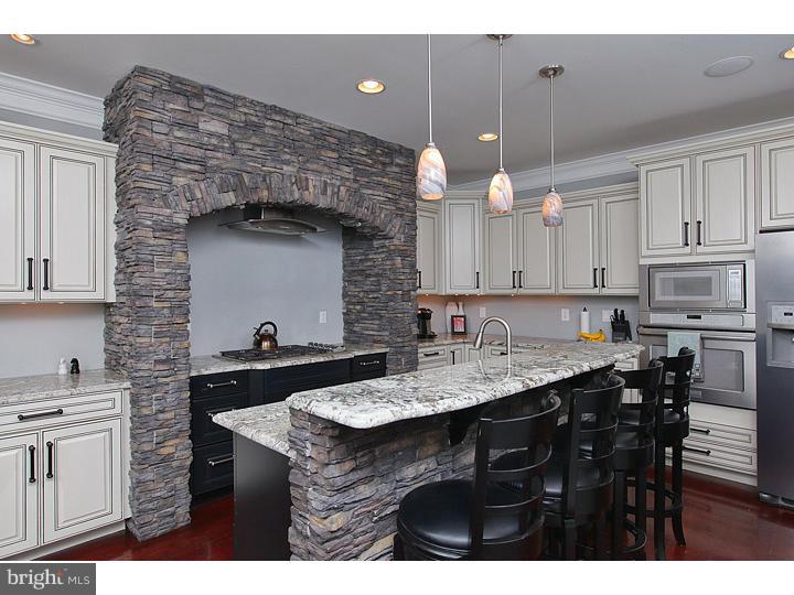 1126 Berkley Road Gibbstown, NJ 08027 - Photo 4 of 17 Gallery Image 4