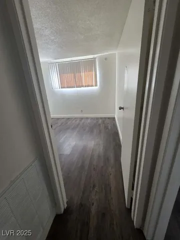 $1,200 | 1121 East Desert Inn Road, Unit 1, Las Vegas, NV 89109