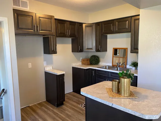 $294,500 | 600 Strait Avenue, Worthington, MN 56187