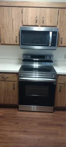 a close up of a shower