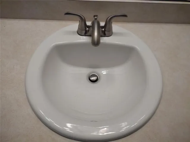 $325,000 | 14570 Southeast 96th Court, Summerfield, FL 34491