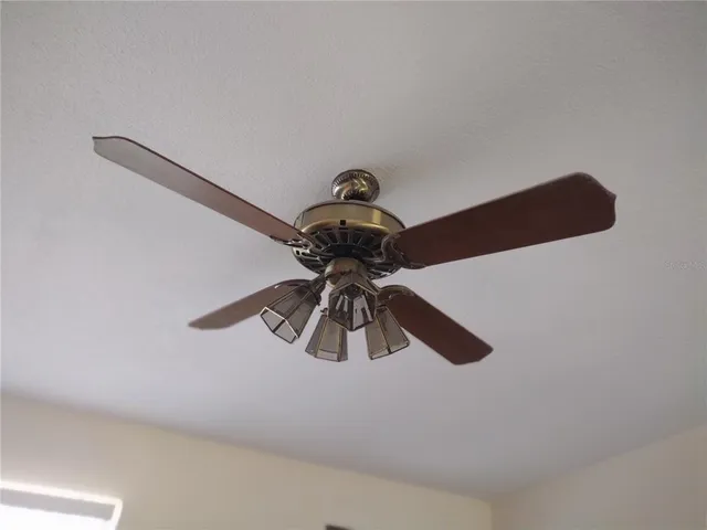 $325,000 | 14570 Southeast 96th Court, Summerfield, FL 34491