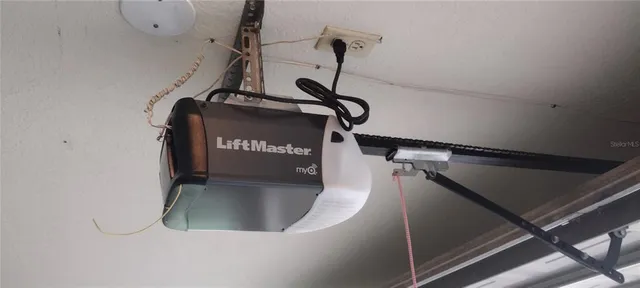 $325,000 | 14570 Southeast 96th Court, Summerfield, FL 34491