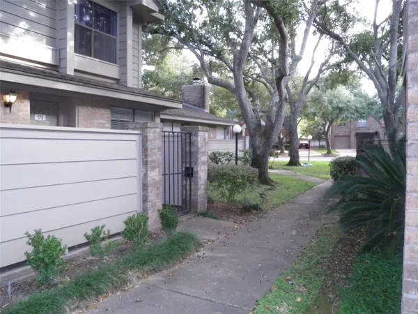 $1,700 | 2711 Grants Lake Boulevard, Unit 173Q, Sugar Land, TX 77479