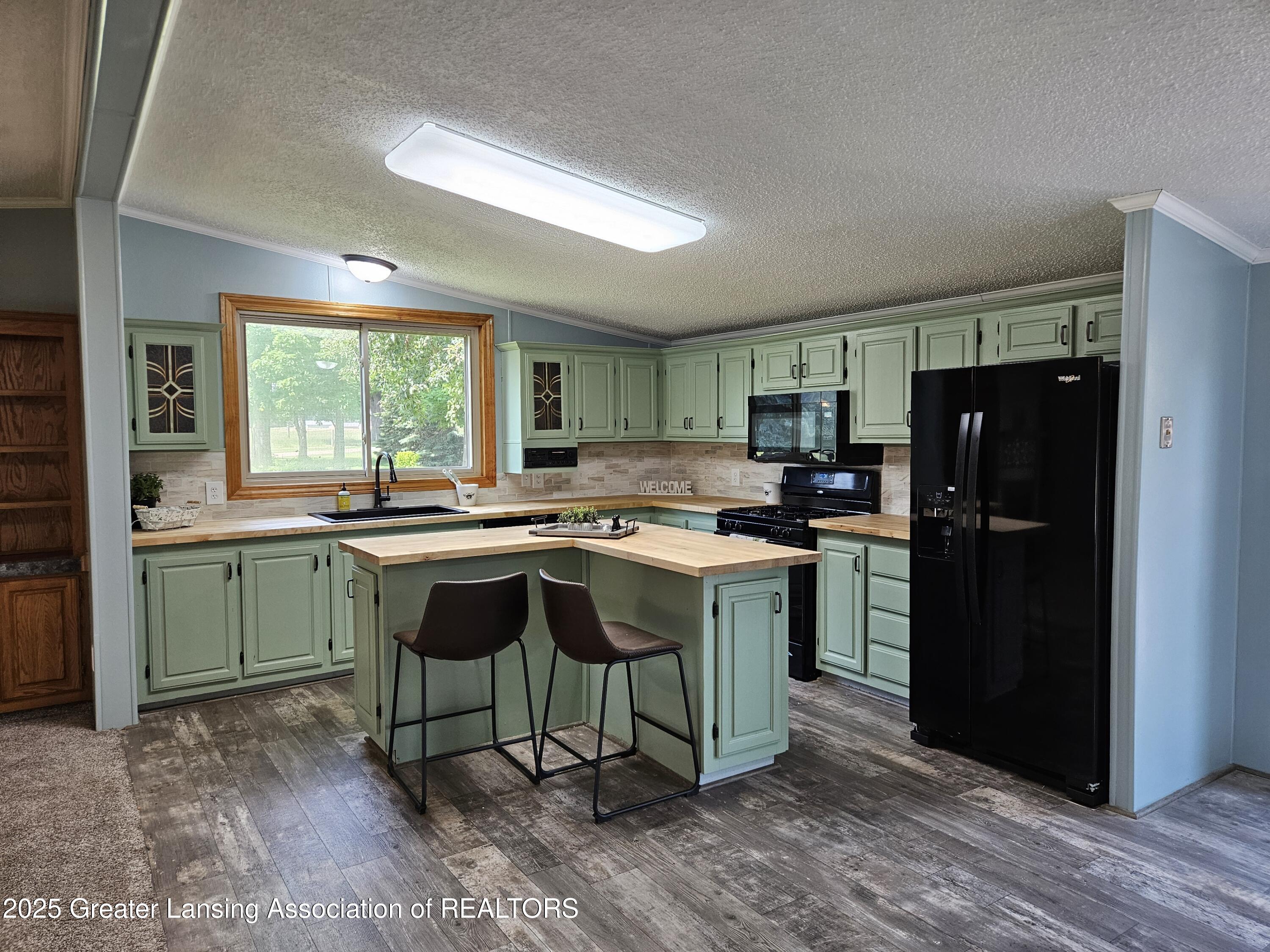 13723 Clintonia Road Portland, MI 48875 - Photo 12 of 76 20250616_145304