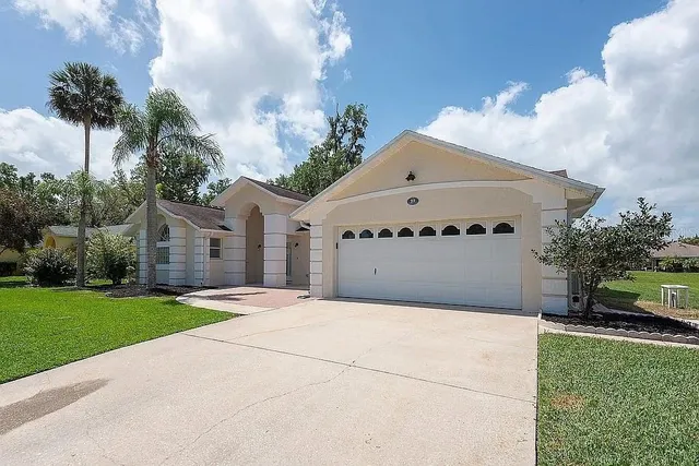 $392,000 | 23 Old Sunbeam Drive, South Daytona, FL 32119