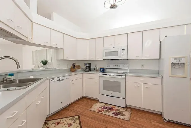 $392,000 | 23 Old Sunbeam Drive, South Daytona, FL 32119