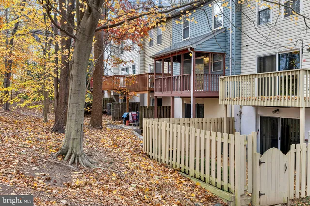 $475,000 | 8871 Stonebrook Lane, Columbia, MD 21046