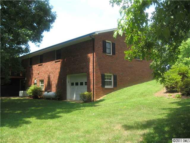 3648 Goodson Road Lincolnton, NC 28092 - Photo 3 of 15 Gallery Image 3