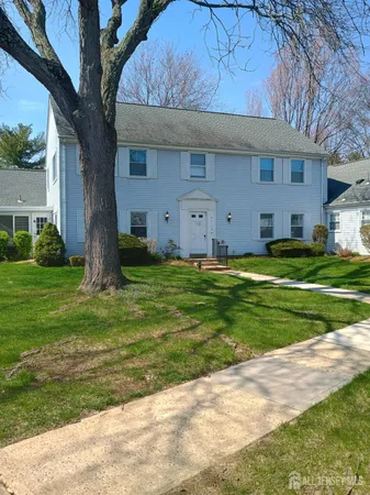 $245,000 | 317 B Stowe Lane, Unit B, Monroe Township, NJ 08831