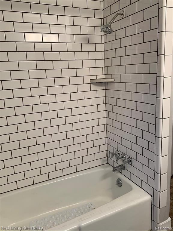 495 Miller Avenue, Unit 104 Rochester, MI 48307 - Photo 9 of 17