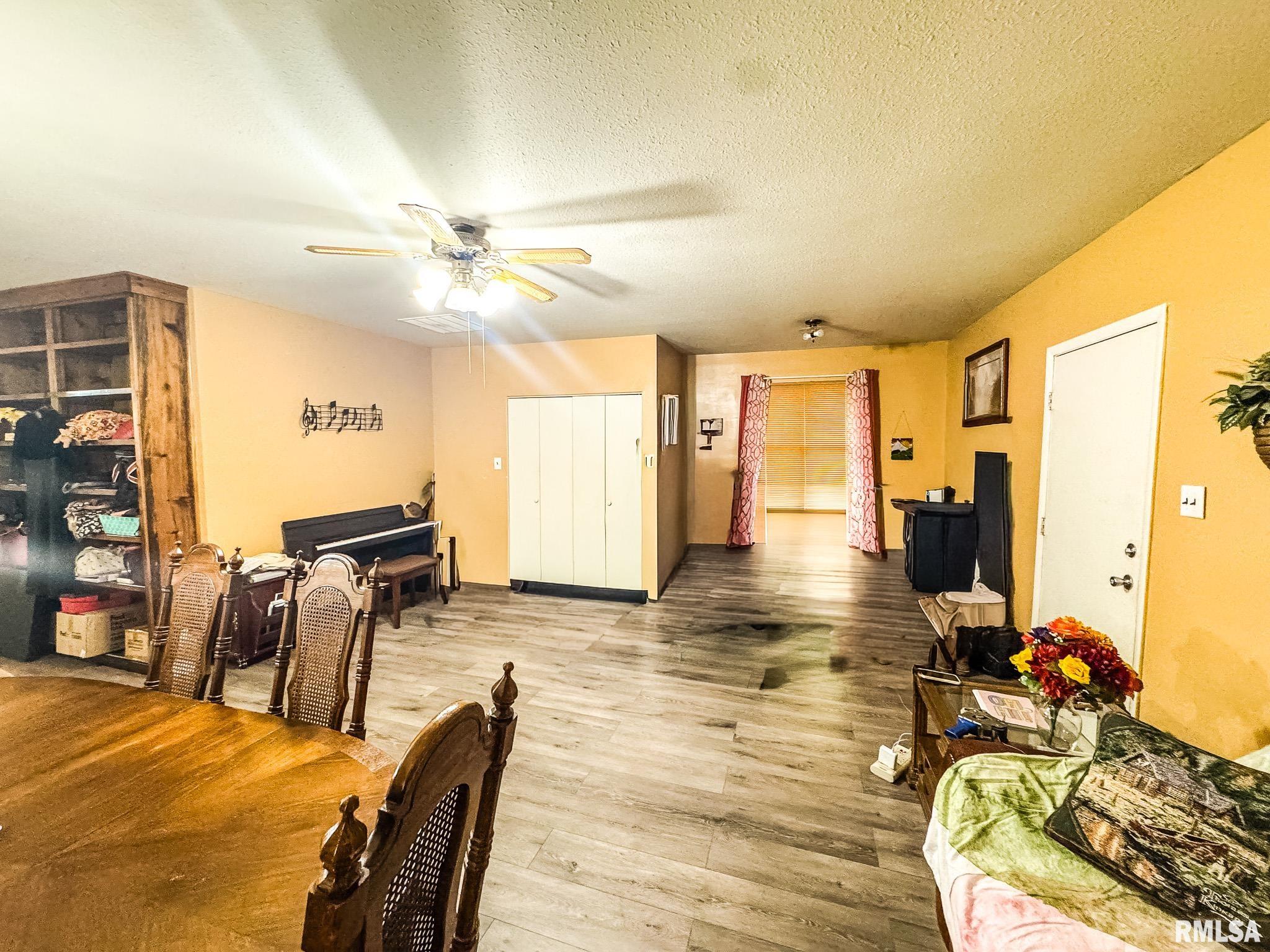 15789 Corinth Road Johnston City, IL 62951 - Photo 12 of 30