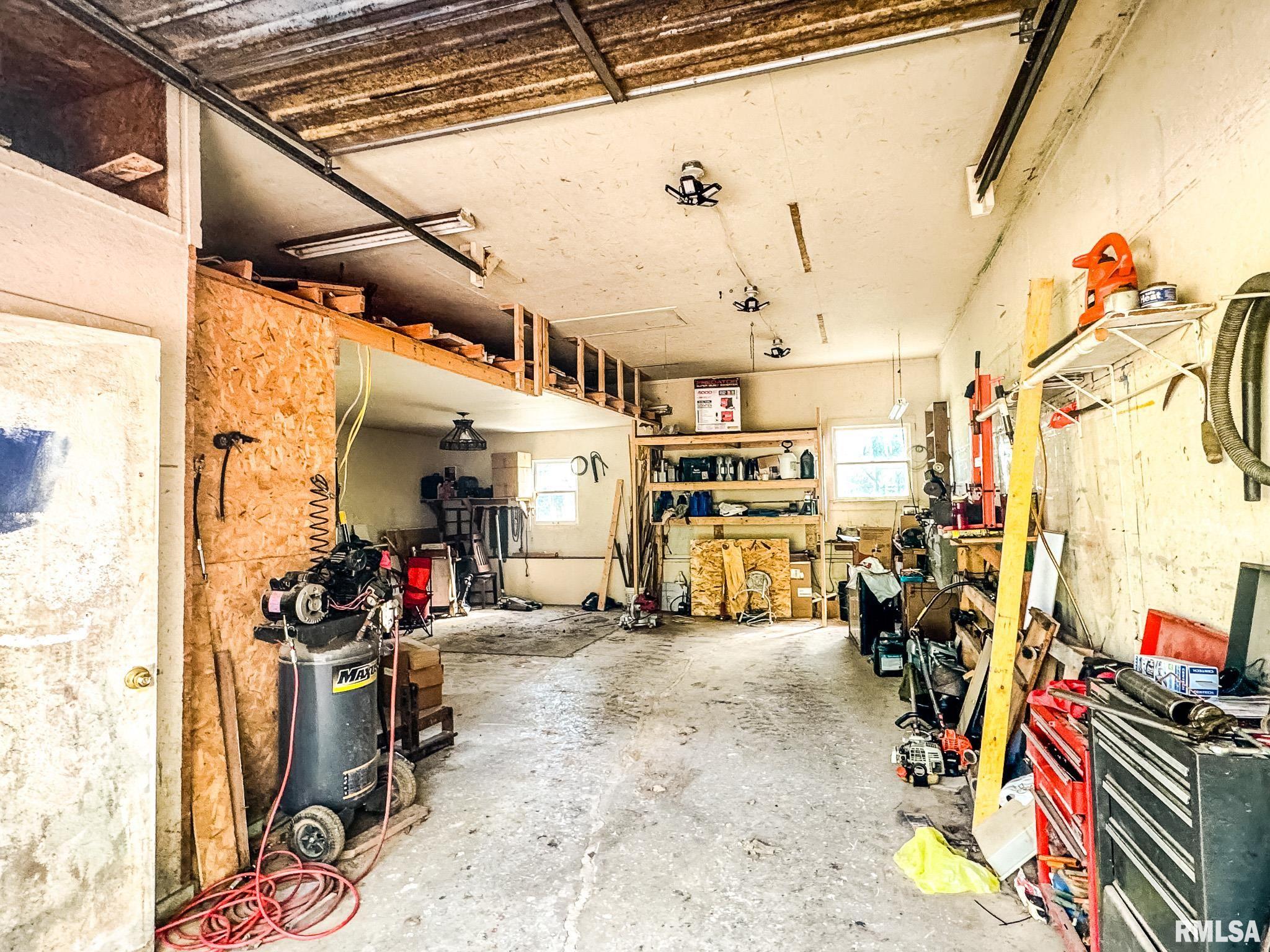 15789 Corinth Road Johnston City, IL 62951 - Photo 27 of 30