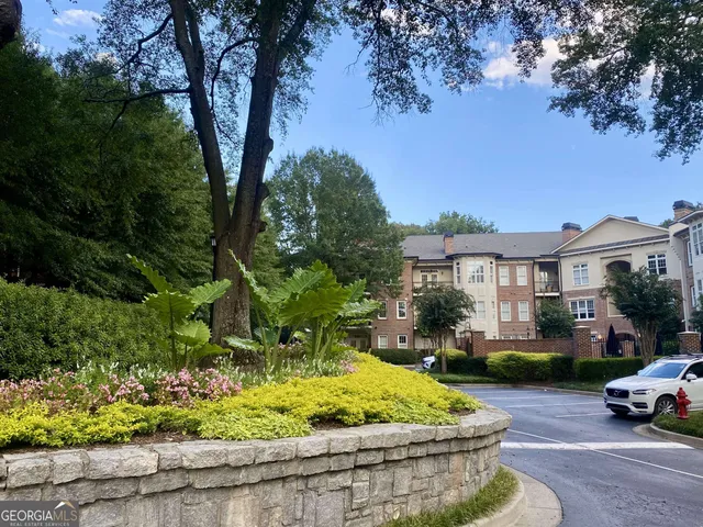 $429,000 | 825 Highland Lane Northeast, Unit 1111, Atlanta, GA 30306