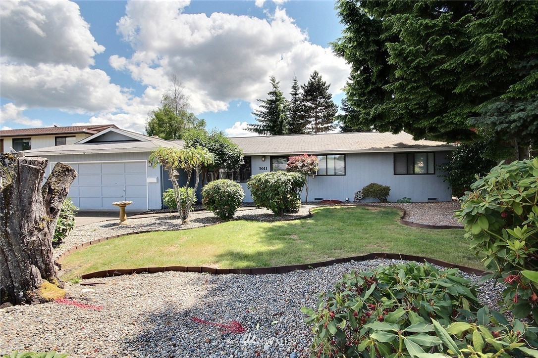 3611 Northeast 10th Court Renton, WA 98056 - Photo 2 of 20