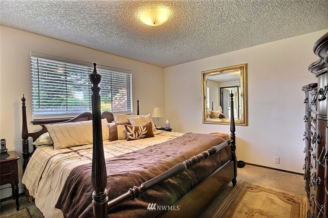 3611 Northeast 10th Court Renton, WA 98056 - Photo 12 of 20