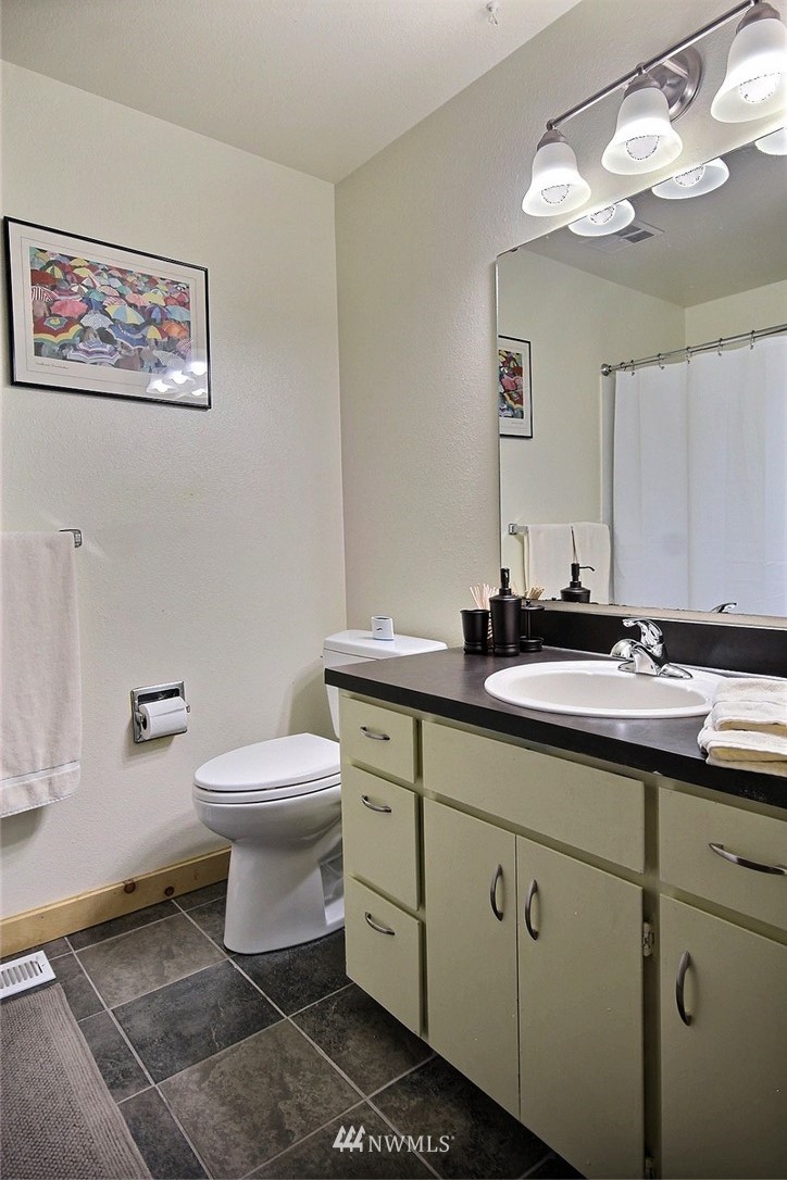 3611 Northeast 10th Court Renton, WA 98056 - Photo 14 of 20