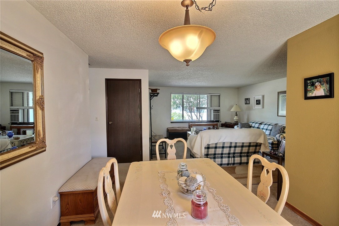 3611 Northeast 10th Court Renton, WA 98056 - Photo 7 of 20