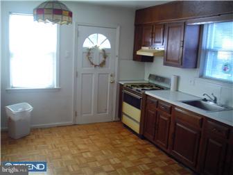 39 South Malin Road Broomall, PA 19008 - Photo 3 of 9 Gallery Image 3