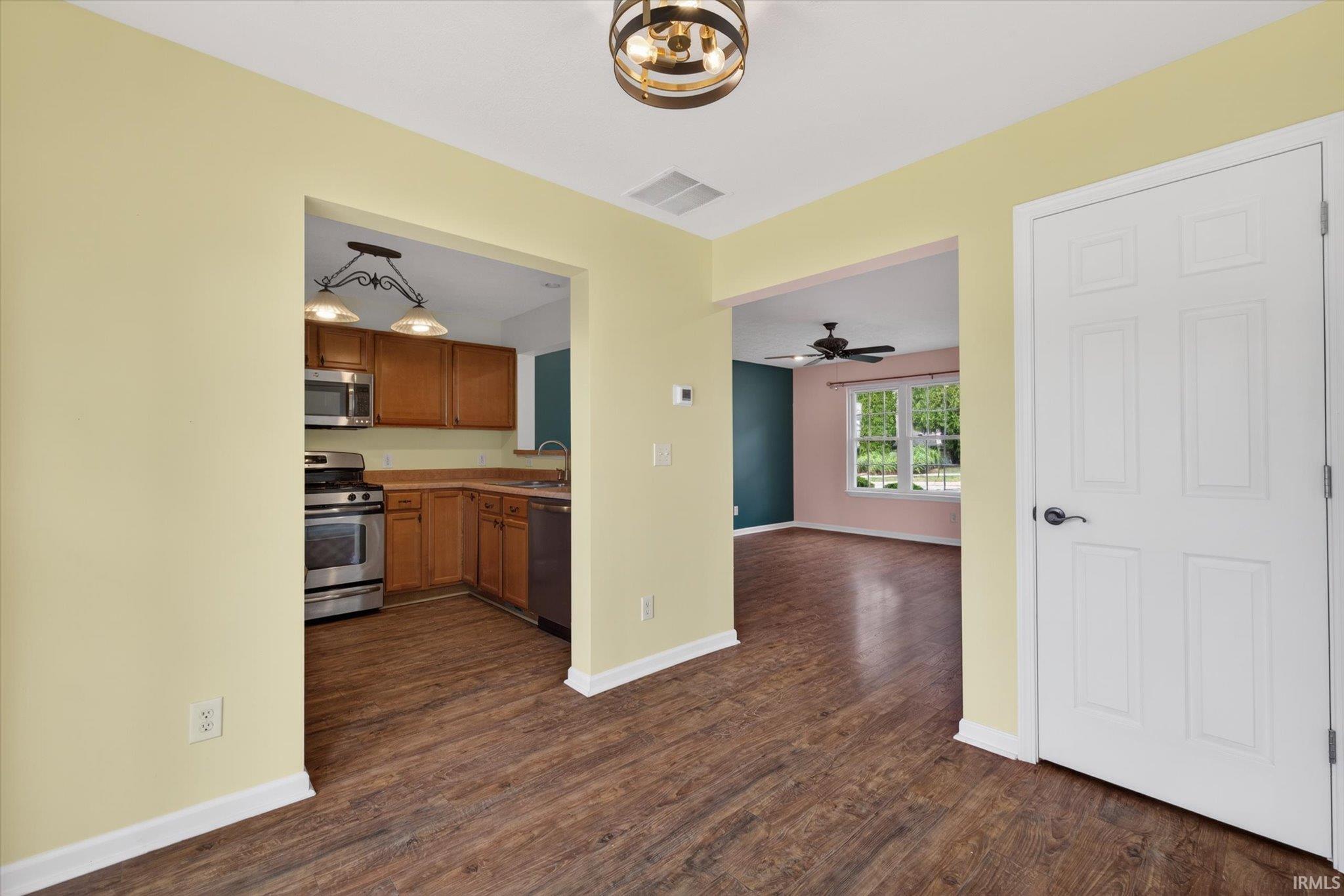 3850 South Cramer Circle Bloomington, IN 47403 - Photo 13 of 33