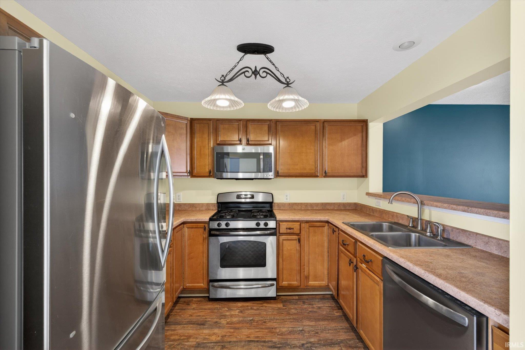 3850 South Cramer Circle Bloomington, IN 47403 - Photo 8 of 33