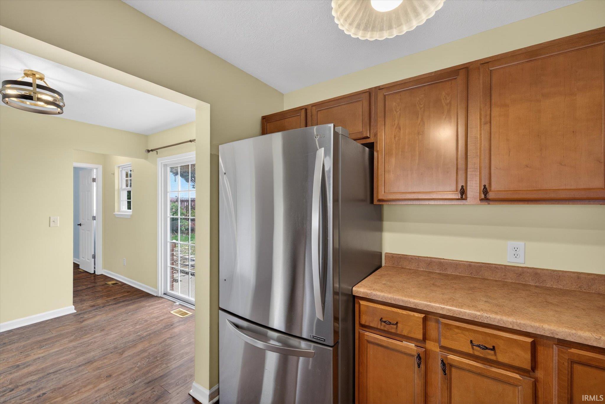 3850 South Cramer Circle Bloomington, IN 47403 - Photo 10 of 33