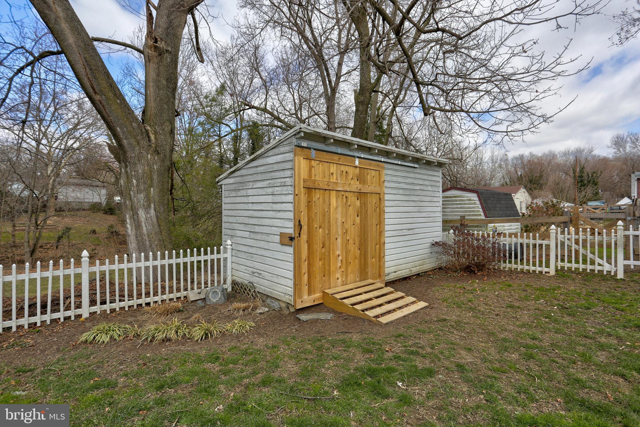 123 Lampeter Road Lancaster, PA 17602 - Photo 22 of 26 Gallery Image 22