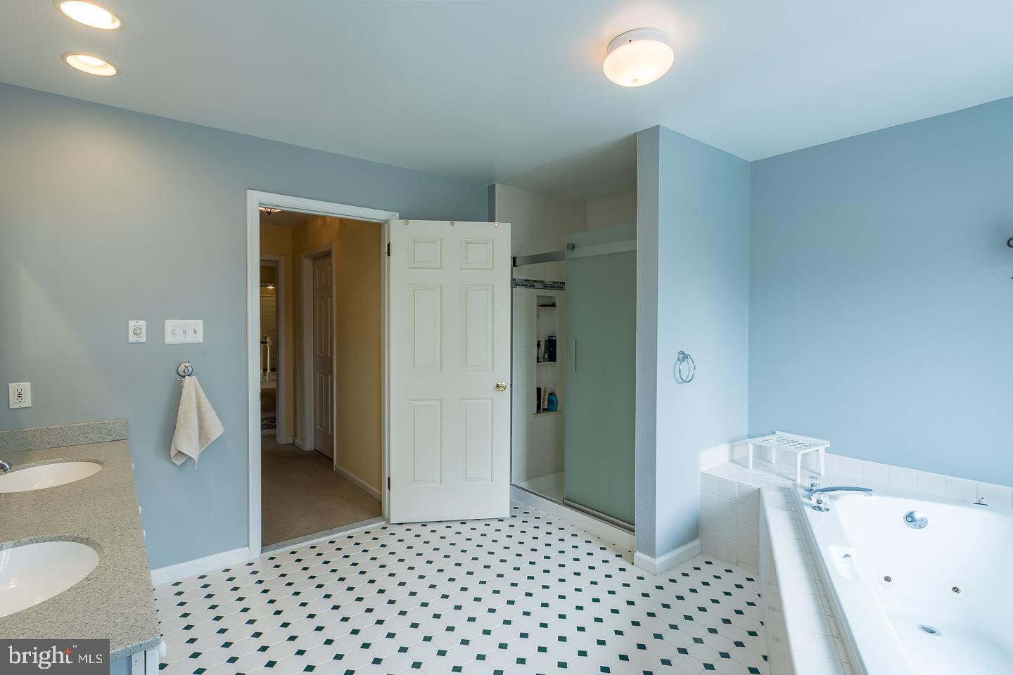 1423 Hampton Drive Downingtown, PA 19335 - Photo 15 of 26