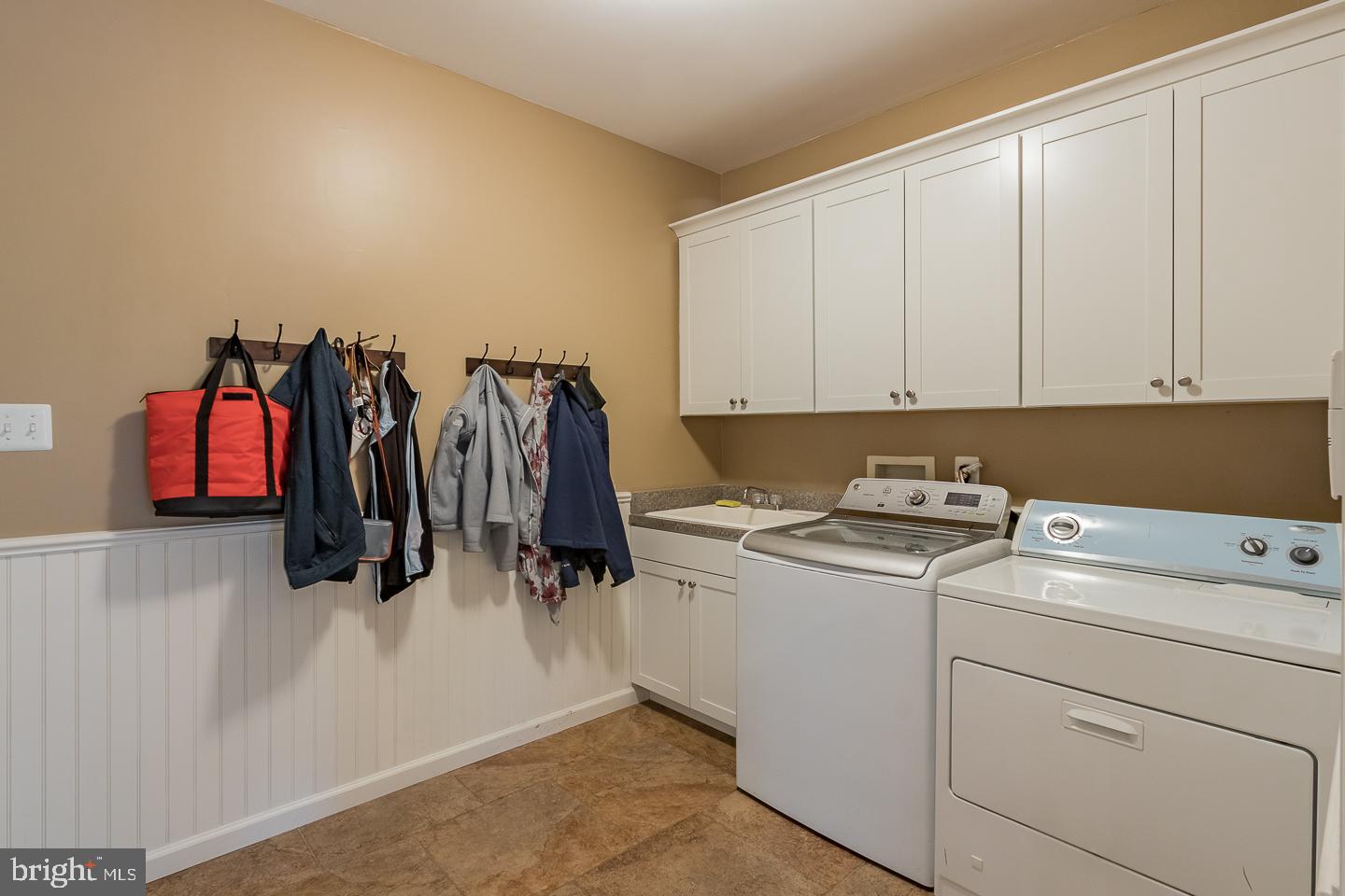 1423 Hampton Drive Downingtown, PA 19335 - Photo 10 of 26