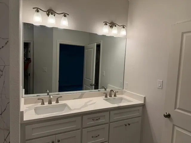 $369,900 | 110 Kikipua, Bastrop, TX 78602