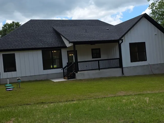$369,900 | 110 Kikipua, Bastrop, TX 78602