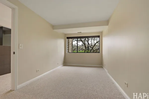 $925,000 | 897 Longmeadow Court, Unit 1044, Lake Barrington, IL 60010