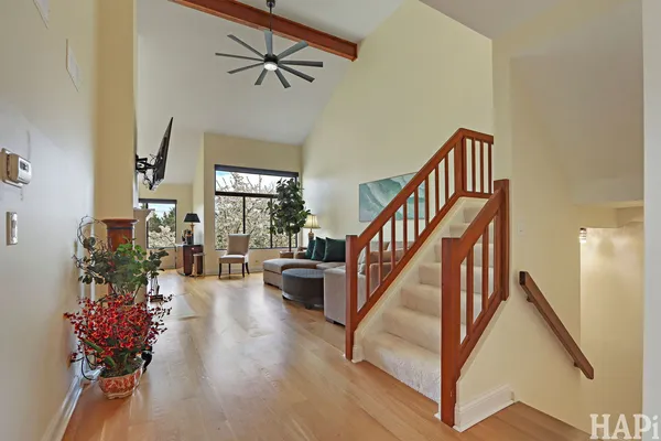 $925,000 | 897 Longmeadow Court, Unit 1044, Lake Barrington, IL 60010
