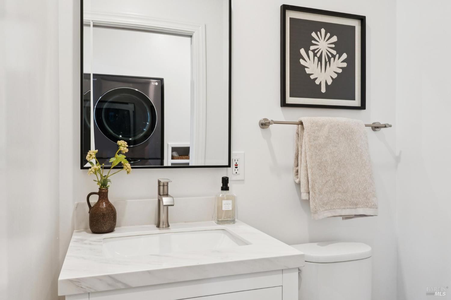 33 Montecito Avenue Corte Madera, CA 94925 - Photo 23 of 43