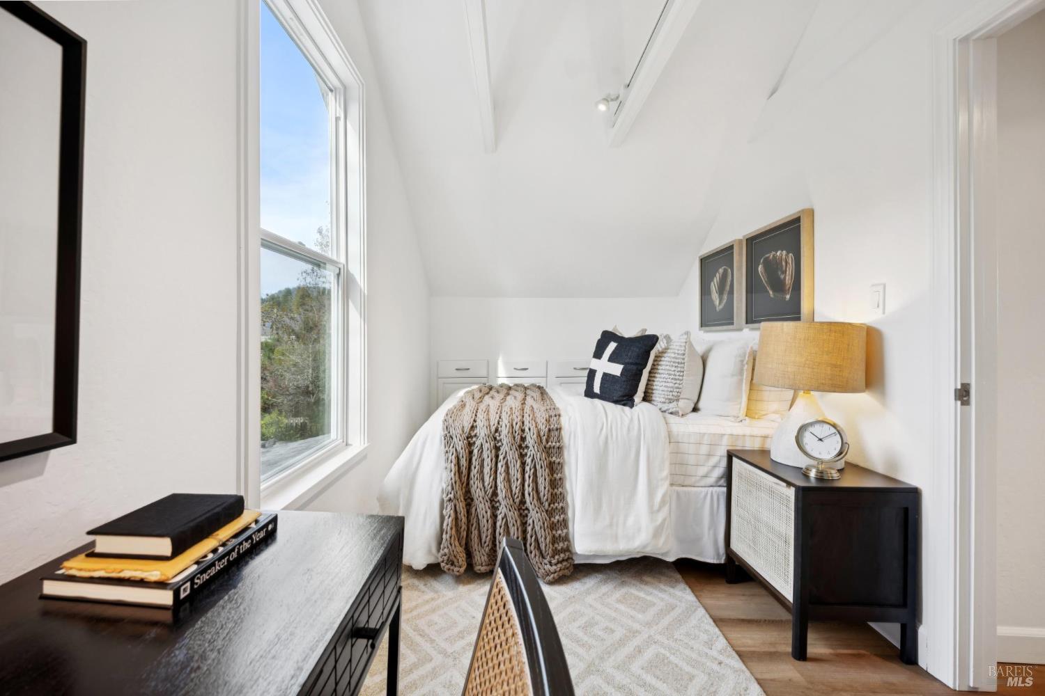 33 Montecito Avenue Corte Madera, CA 94925 - Photo 31 of 43