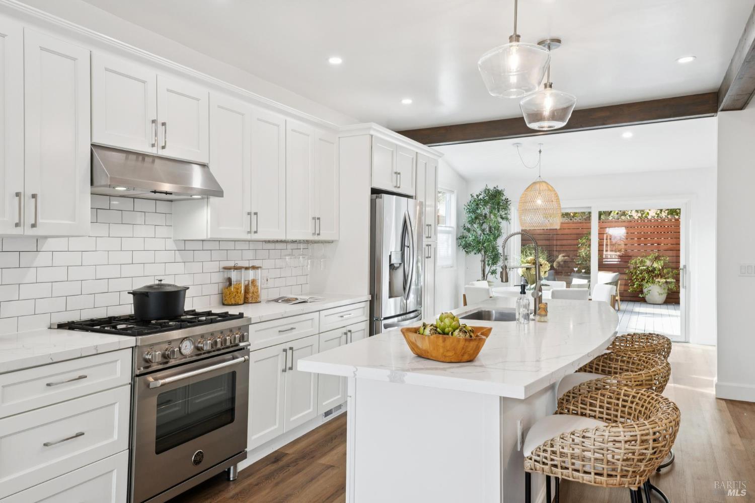 33 Montecito Avenue Corte Madera, CA 94925 - Photo 9 of 43