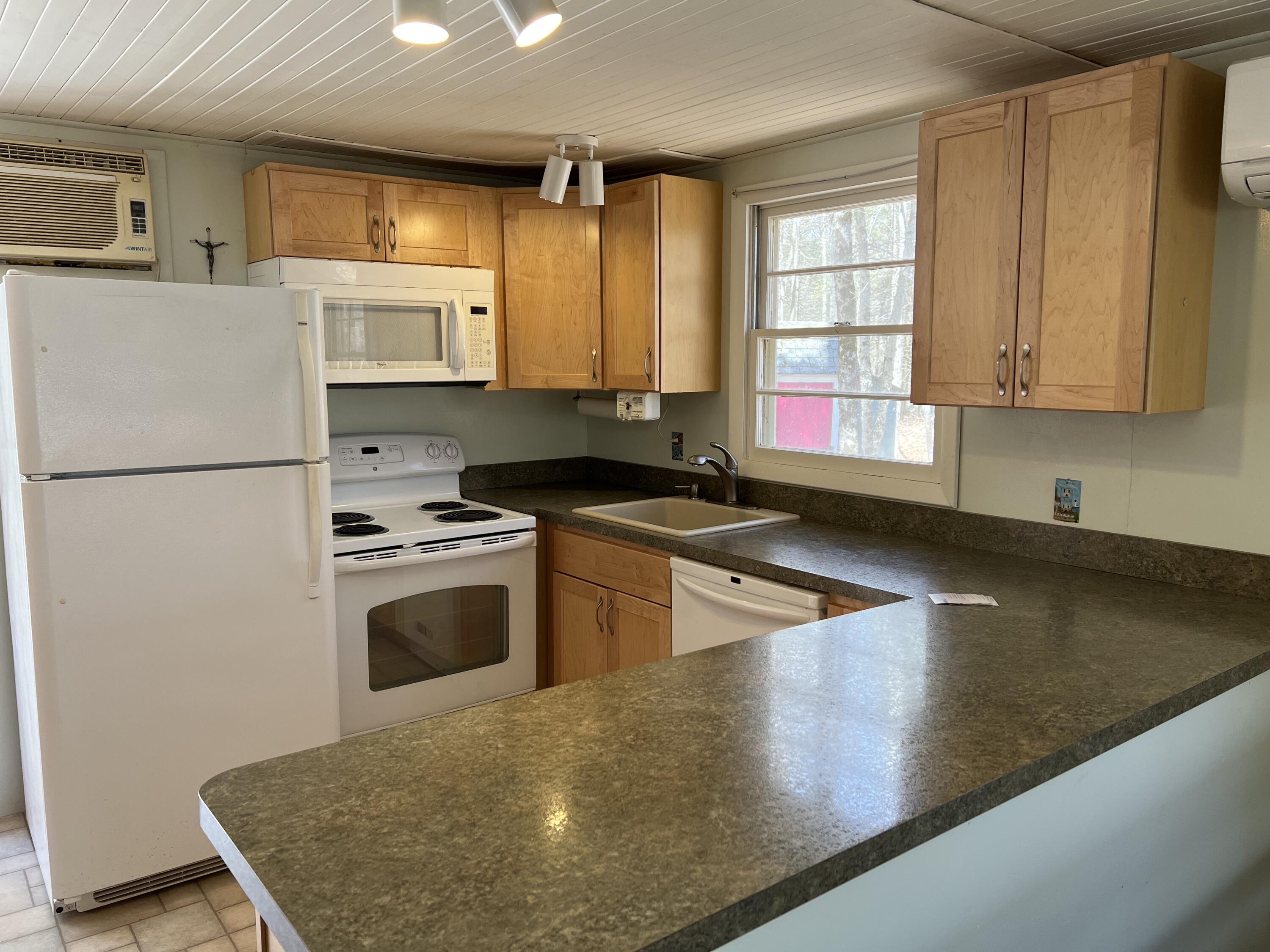 29 Sunset Road Standish, ME 04084 - Photo 17 of 55 IMG_1242