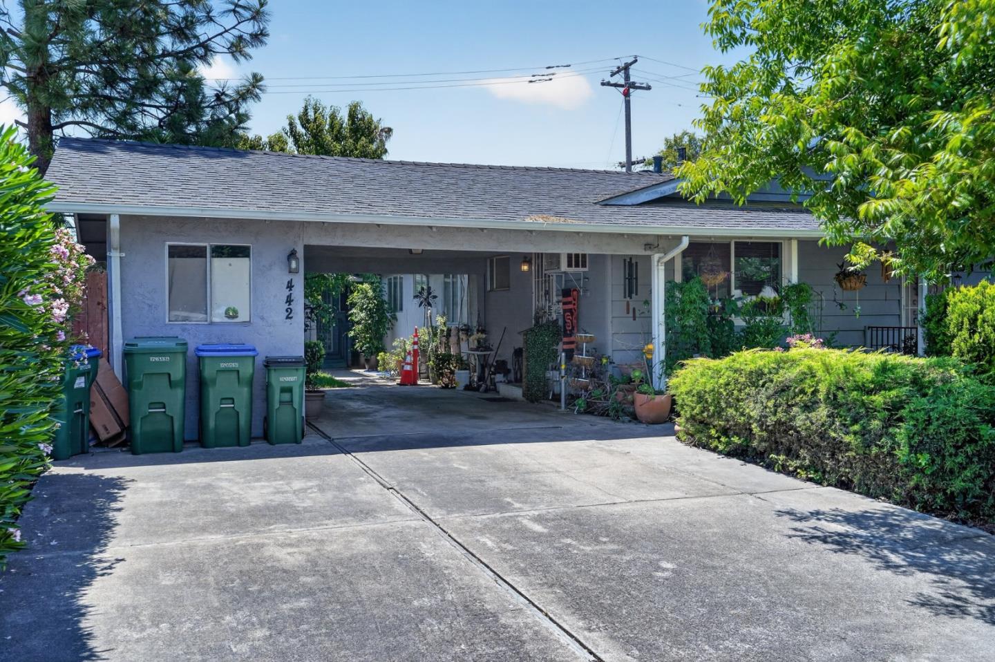 442 West Lincoln Road Stockton, CA 95207 - Photo 8 of 14