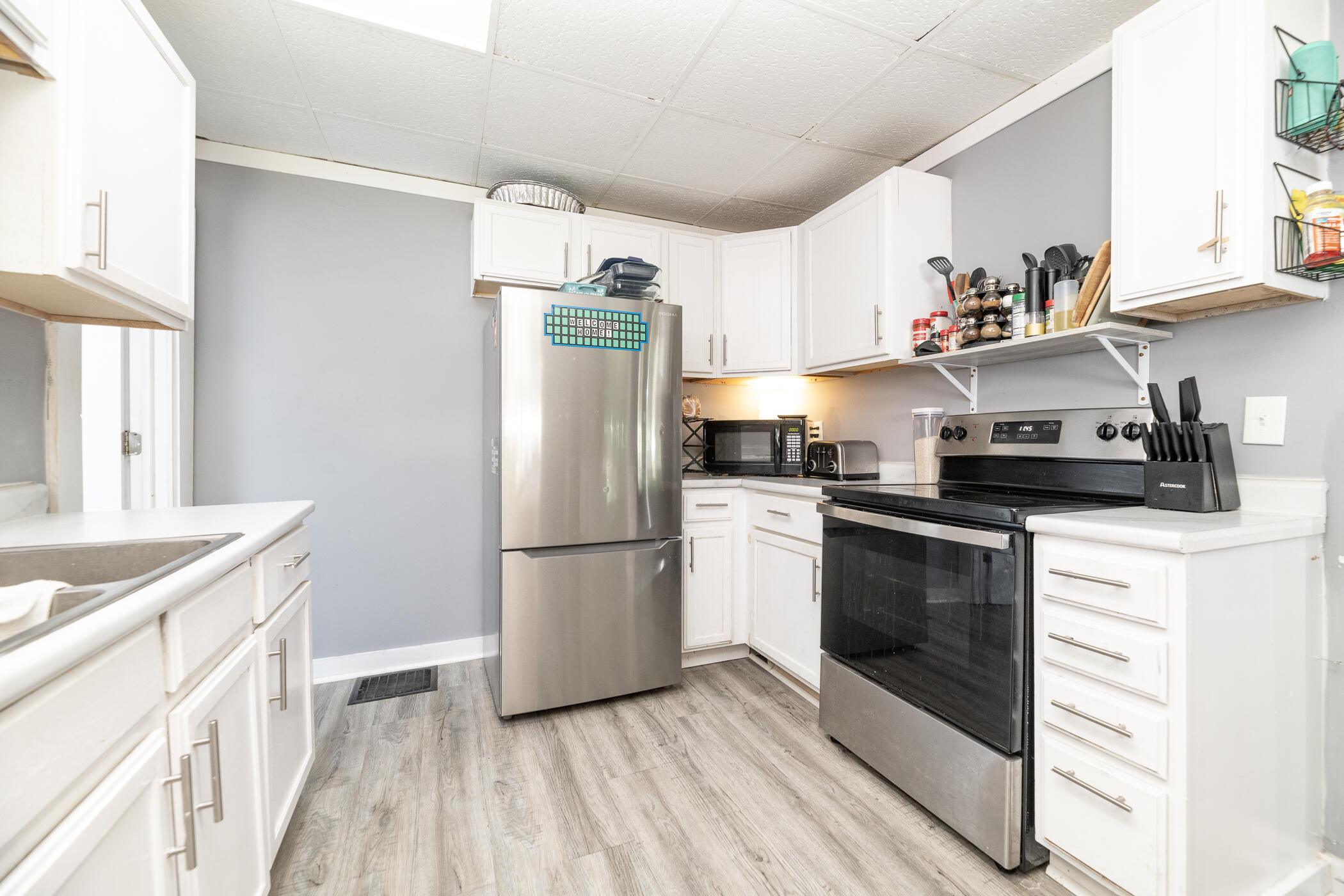 518 Walnut Street Three Rivers, MI 49093 - Photo 6 of 45 518 Walnut St-29