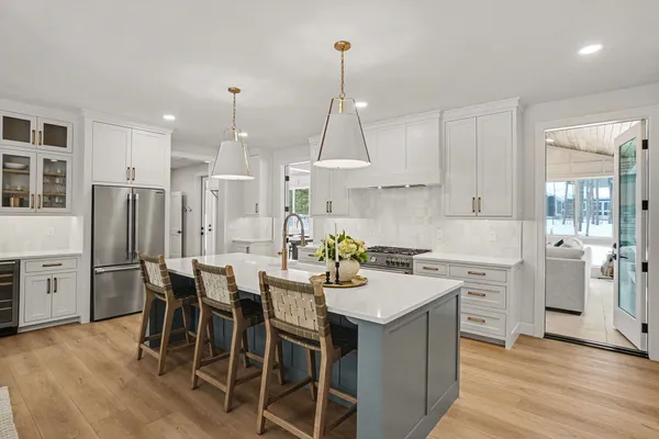 $1,788,000 | 14805 Crst Vw Court, South Haven, MI 49090