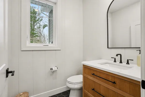 $1,788,000 | 14805 Crst Vw Court, South Haven, MI 49090
