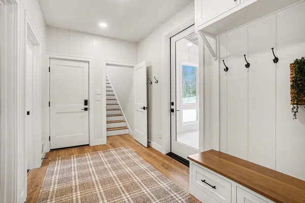 $1,788,000 | 14805 Crst Vw Court, South Haven, MI 49090