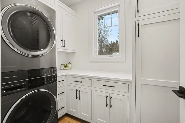 $1,788,000 | 14805 Crst Vw Court, South Haven, MI 49090