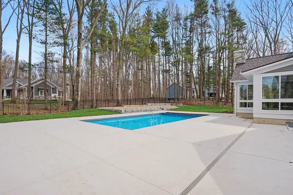 $1,788,000 | 14805 Crst Vw Court, South Haven, MI 49090