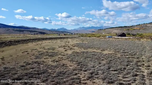 $1,200,000 | Lot 2 Knori Minor Subdivision, Bondurant, WY 82922
