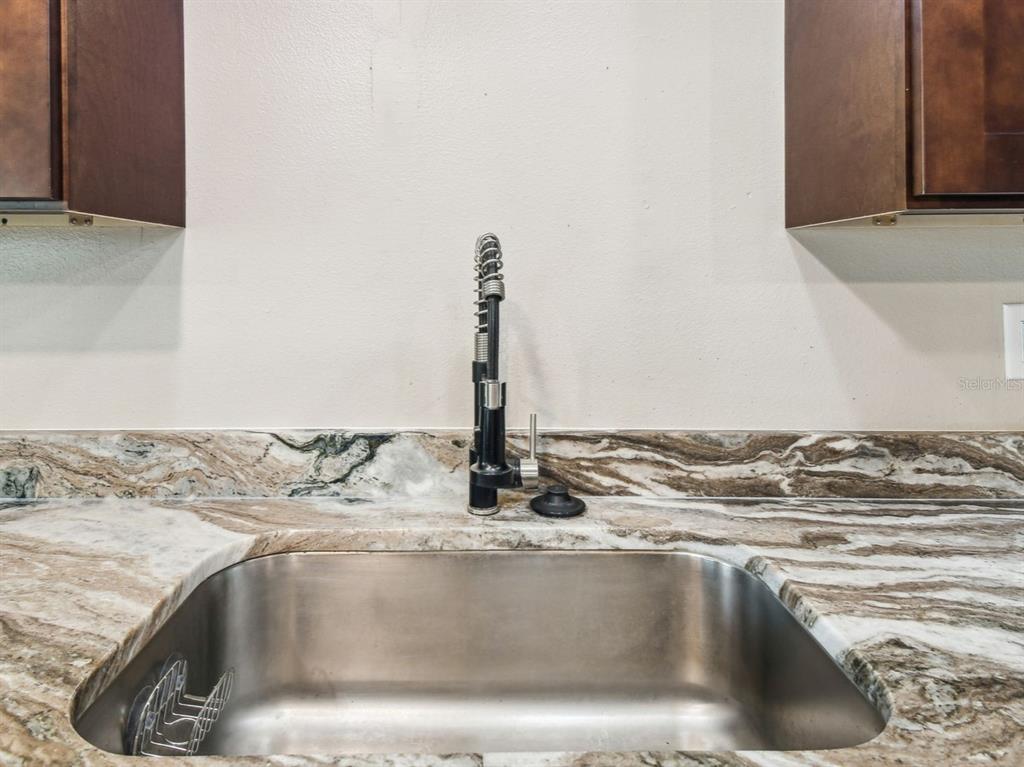 6241 Bayside Drive New Port Richey, FL 34652 - Photo 24 of 95