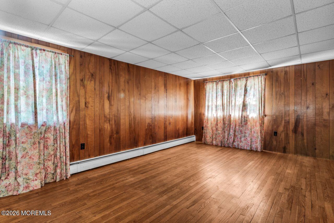 11 Hemlock Road Howell, NJ 07731 - Photo 13 of 27 photos_web_resolution_HOM02325